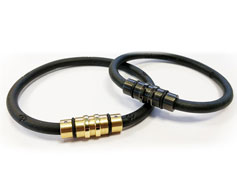 colantotte loop crest premium magnetic bracelet